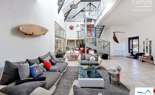 Casa a Est, Noyal-Châtillon-sur-Seiche, Francia 1