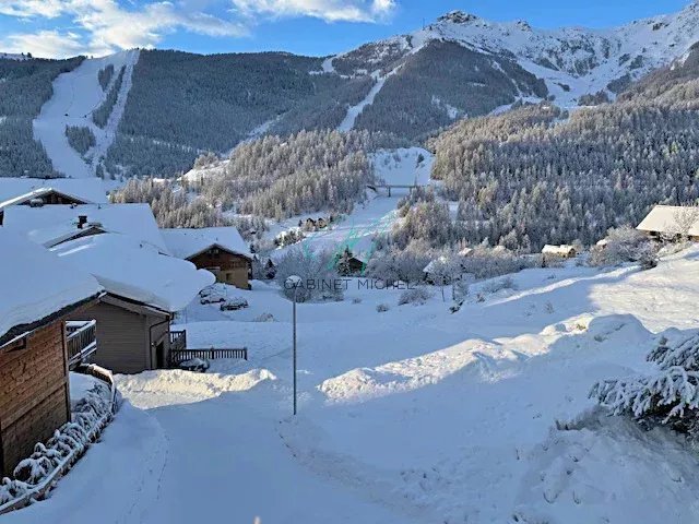 Chalet in Saint-Etienne-de-Tinée, Provence-Alpes-Côte d'Azur, France 4 - 17302527