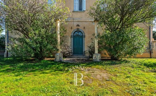 Villa en L'Île-Rousse, Córcega, Francia 1