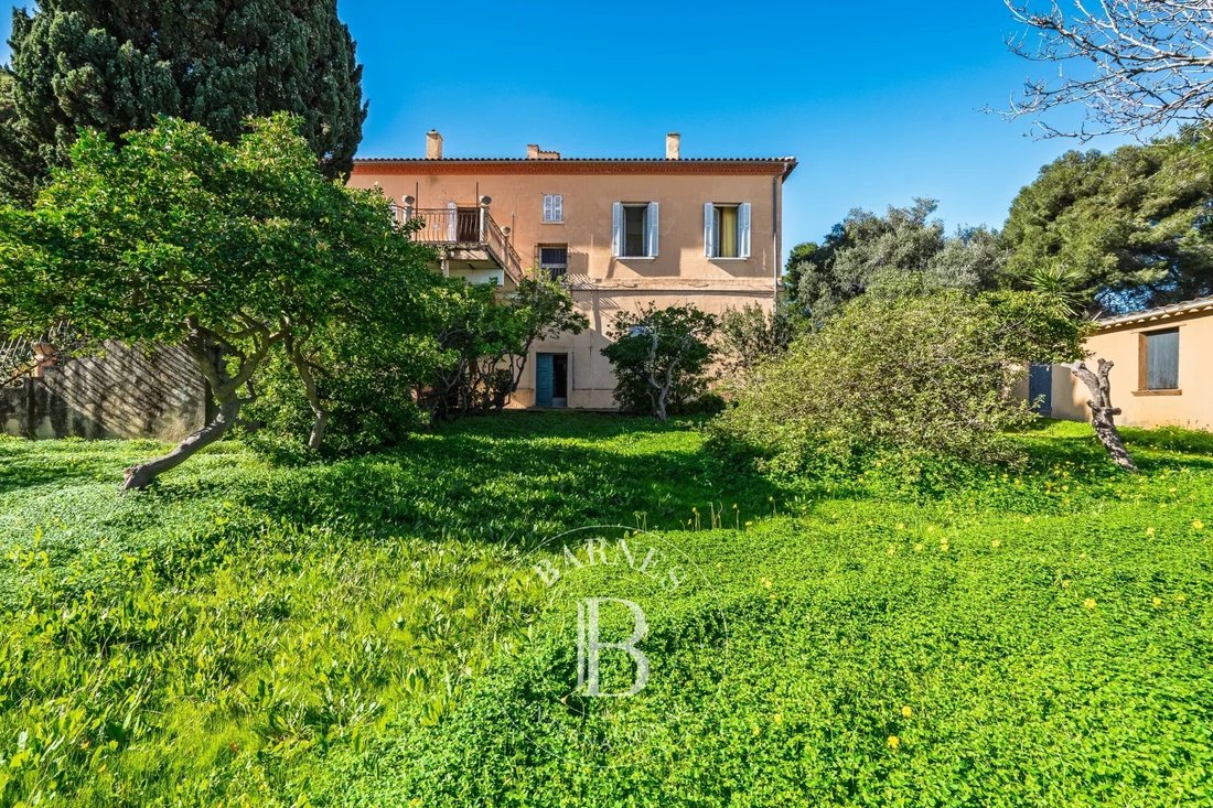 Villa in L'Île-Rousse, Corsica, France 2 - 17302845