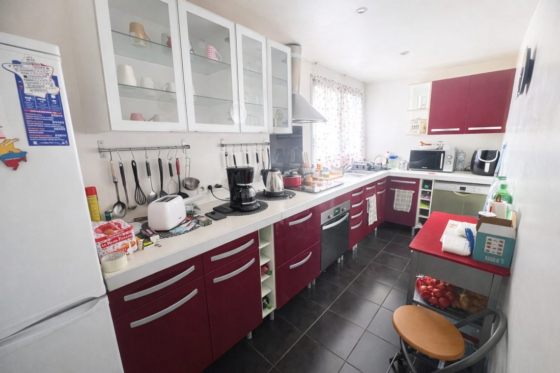 Apartment in Hôtel de Ville, Courbevoie, France 3 - 13874113