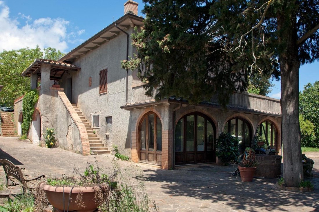 Farm Ranch in Sovicille, Tuscany, Italy 2 - 17306389