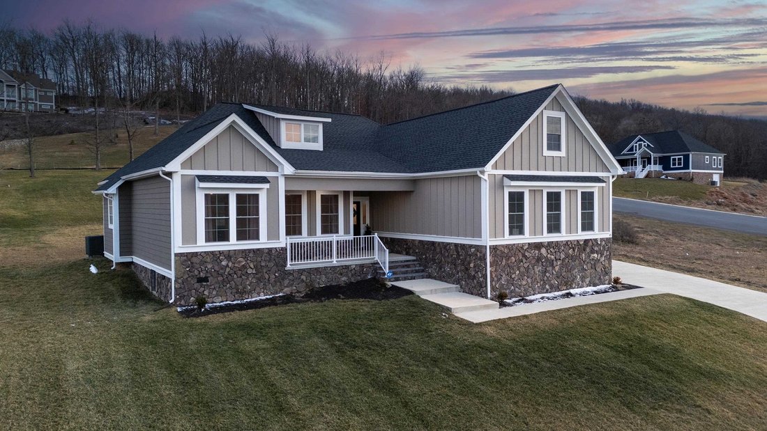 House in Fishersville, Virginia, United States 1 - 17304072