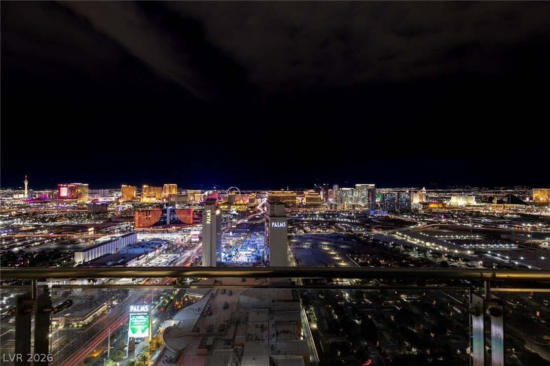 House in Las Vegas, Nevada, United States 1 - 17303897