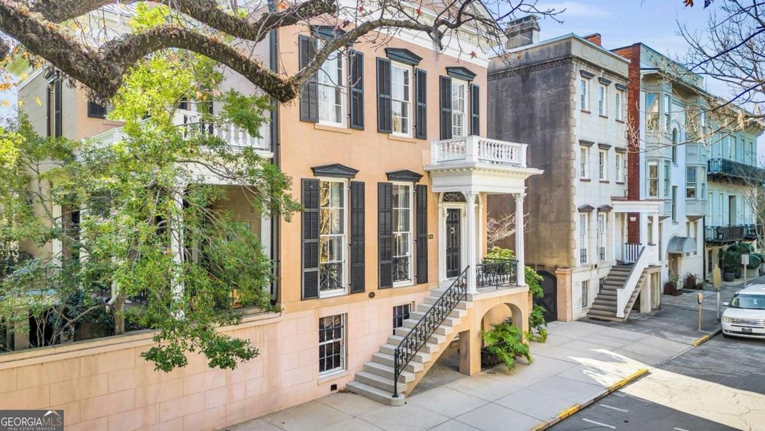 House in Savannah, Georgia, United States 1 - 17304285