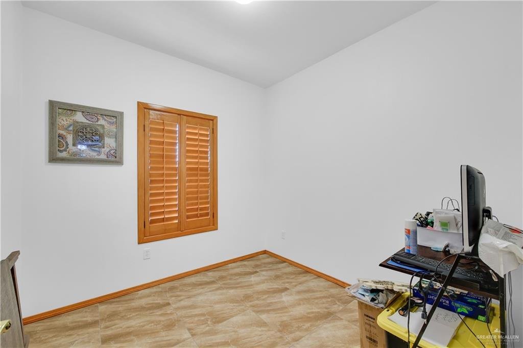 House in Elsa, Texas, United States 5 - 17307559