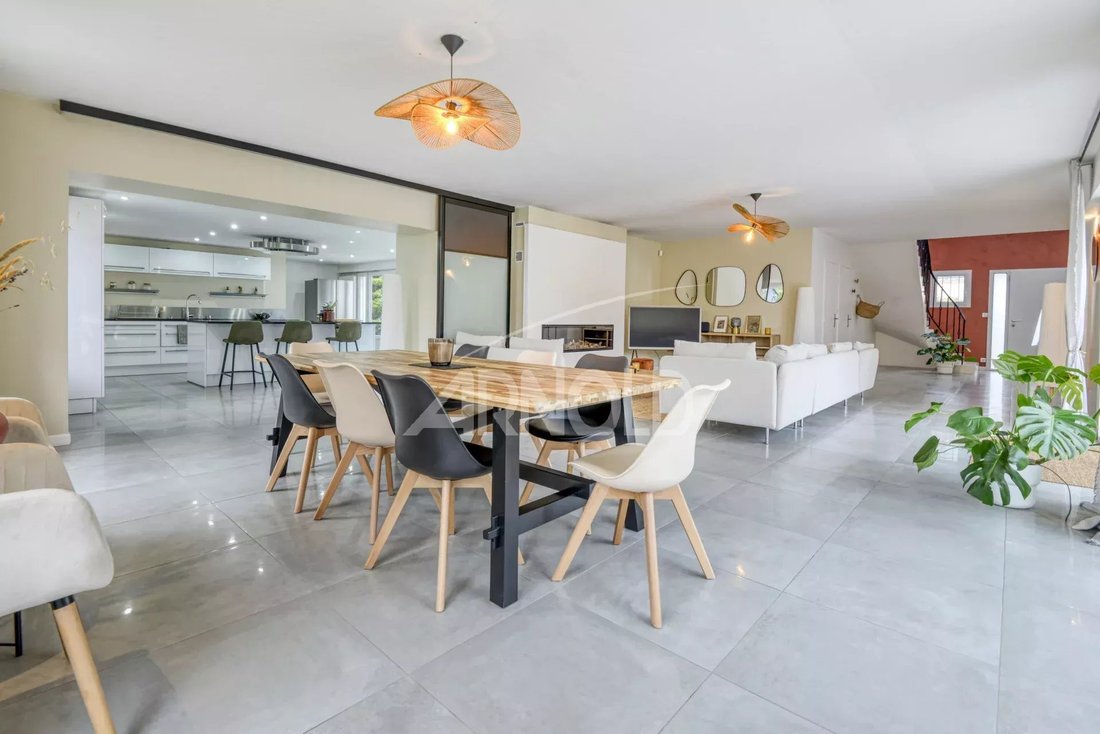 House in La Chapelle-sur-Erdre, Pays de la Loire, France 5 - 17302723