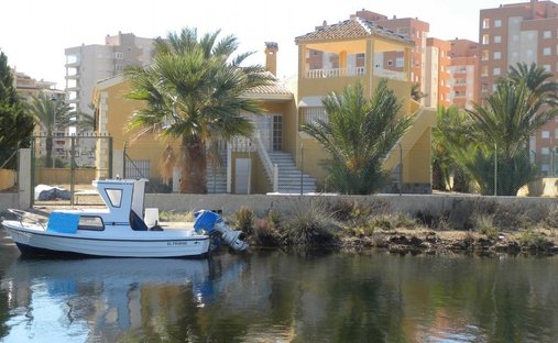 Villa in La Manga del Mar Menor, San Javier, Región de Murcia 1