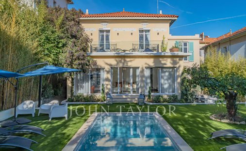 Villa in Vieux Cannet, Le Cannet, France 1