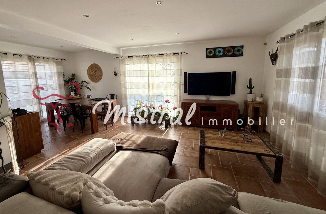 Villa in Centre Ville, Aigues-Mortes, France 4 - 17304911