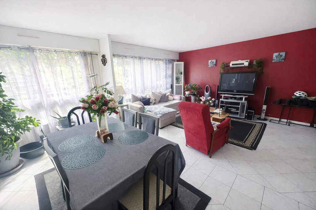 Apartment in Hôtel de Ville, Courbevoie, France 2 - 13874113