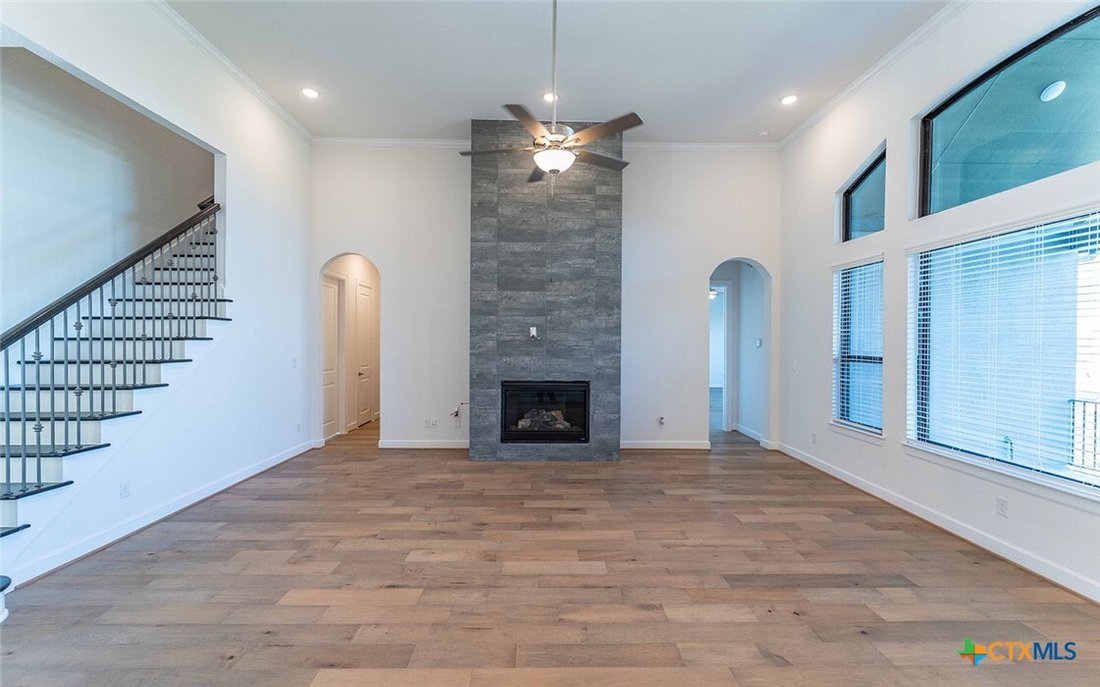House in The Hills, Texas, United States 4 - 17302148