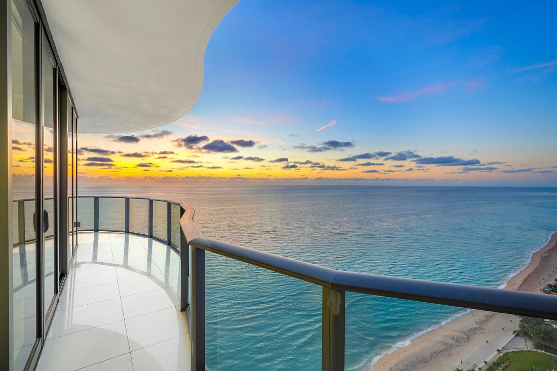 Condo in Sunny Isles Beach, Florida, United States 2 - 17307105