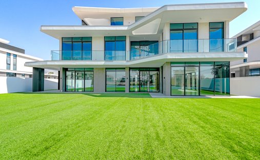 Villa in Hadaeq Sheikh Mohammed Bin Rashid, Dubai, United Arab Emirates 1