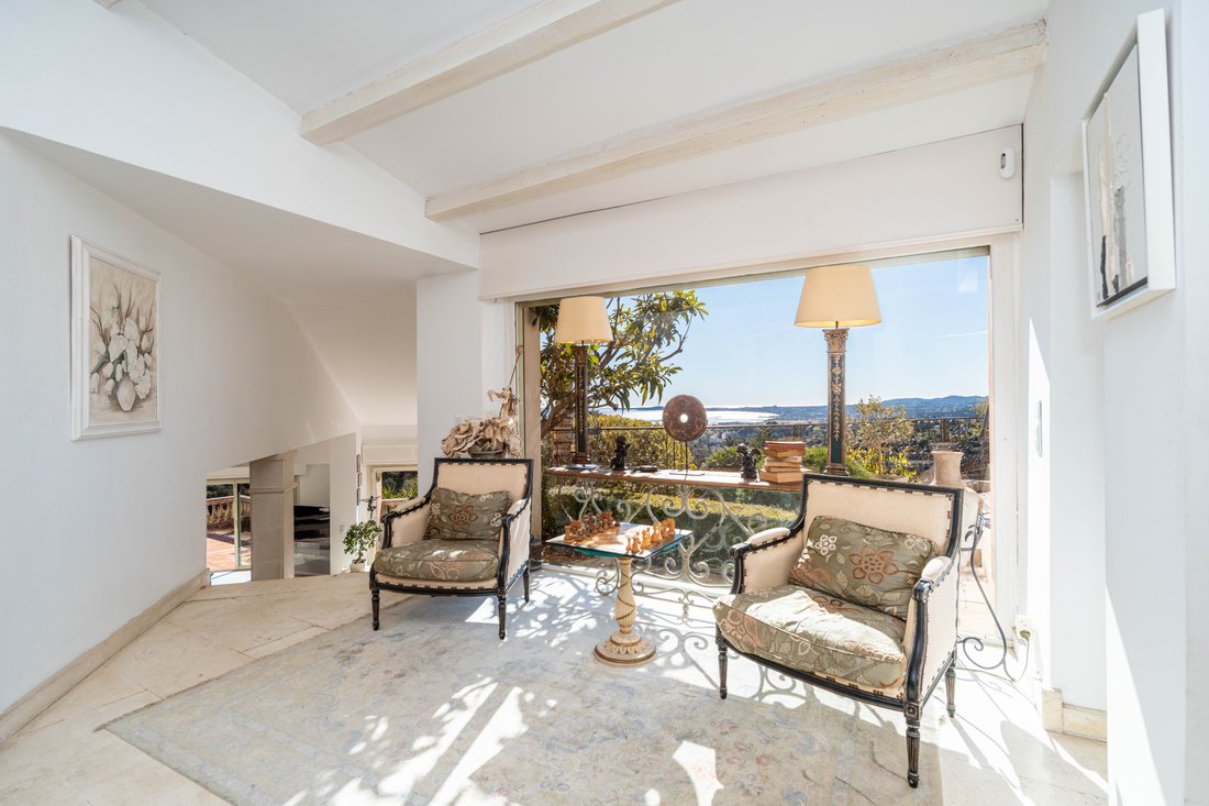 Villa in Val Fleuri-Montaleigne, Cagnes-sur-Mer, France 5 - 17304777