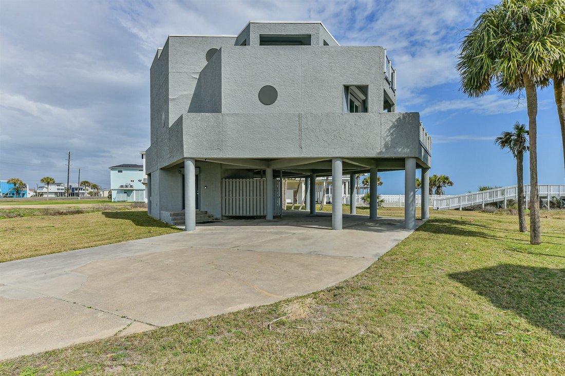 House in Galveston, Texas, United States 2 - 17305666
