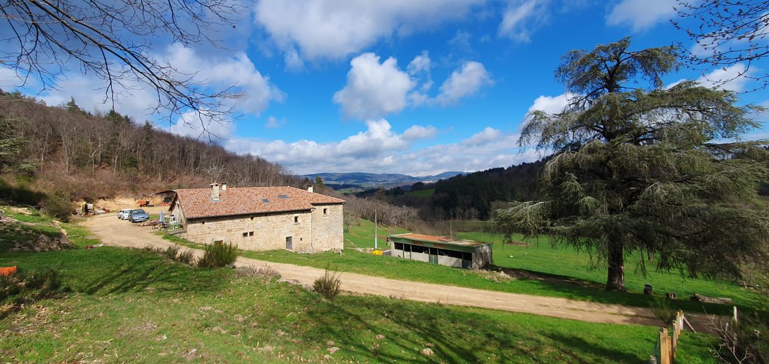 Estate in Silhac, Auvergne-Rhône-Alpes, France 1 - 17302435