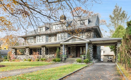 House in Village of Pelham, New York, United States 1