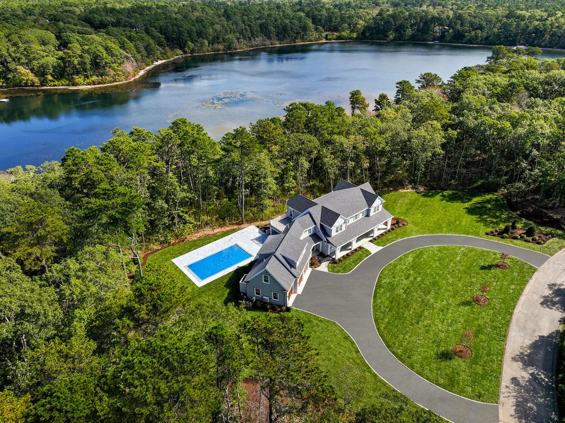 House in Harwich, Massachusetts, United States 2 - 17305028