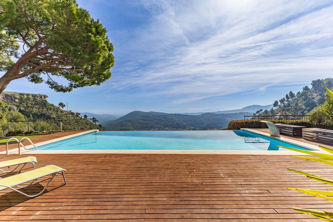House in Sant Feliu de Codines, Catalonia, Spain 2 - 17304436