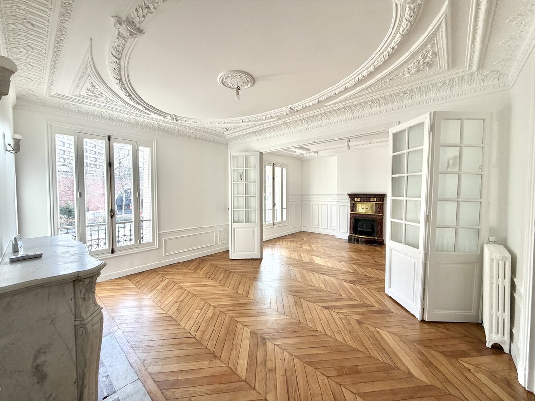 Apartment in Bois de Boulogne, Paris 16e Arrondissement, Paris 1 - 17304823