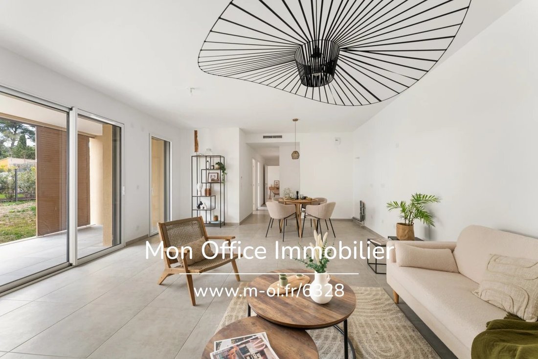 Apartment in Mazenod-Bellevue-Saint Donat-Banon, Aix-en-Provence, France 5 - 17302721