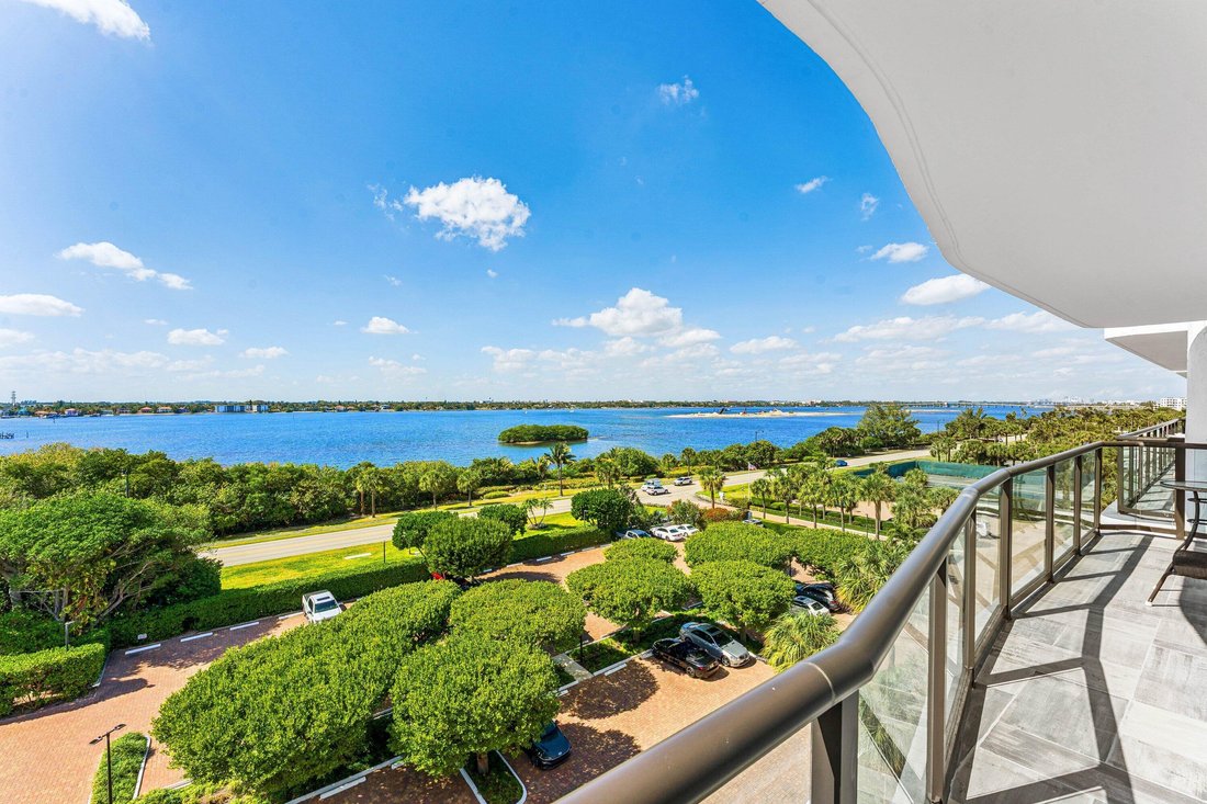 Condo in Palm Beach, Florida, United States 2 - 17305296