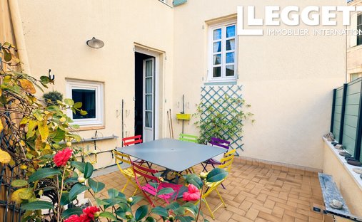 House in Ancien Hôpital, Beziers, France 1