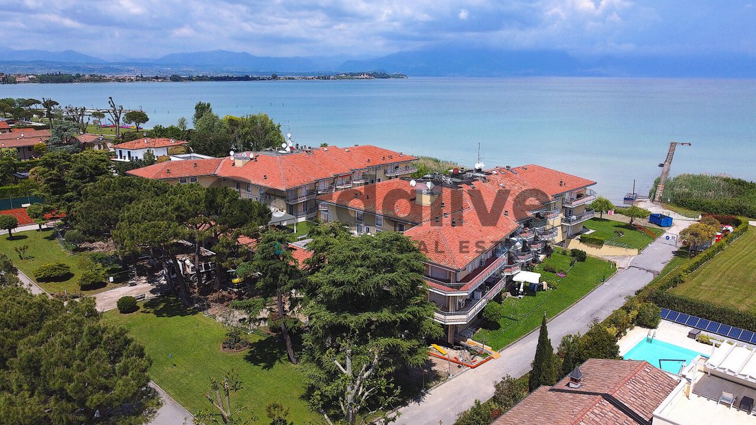 Apartment in Lugana, Sirmione, Lombardy 1 - 17306458