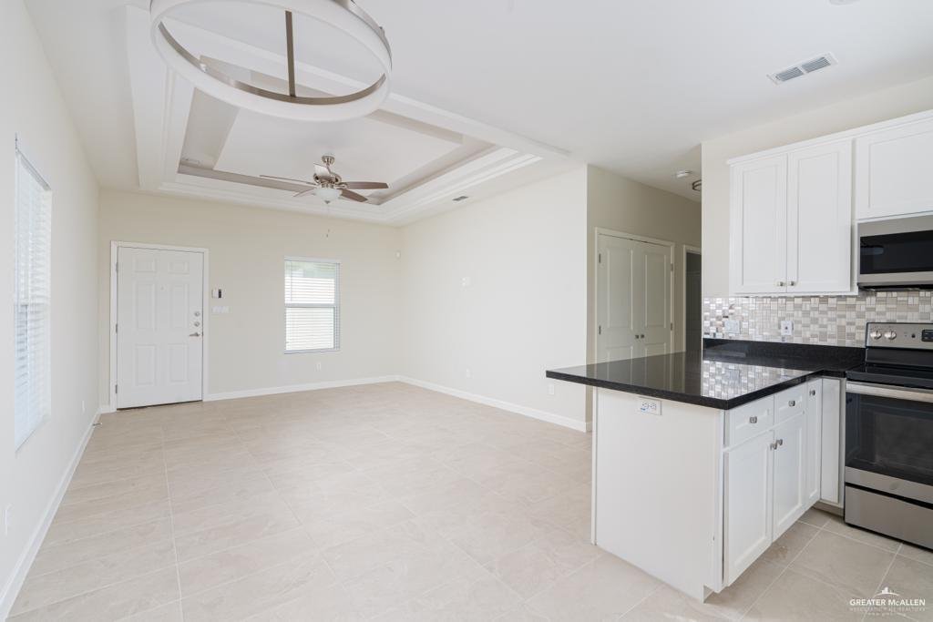 Edinburg, Texas, United States 3 - 17304386