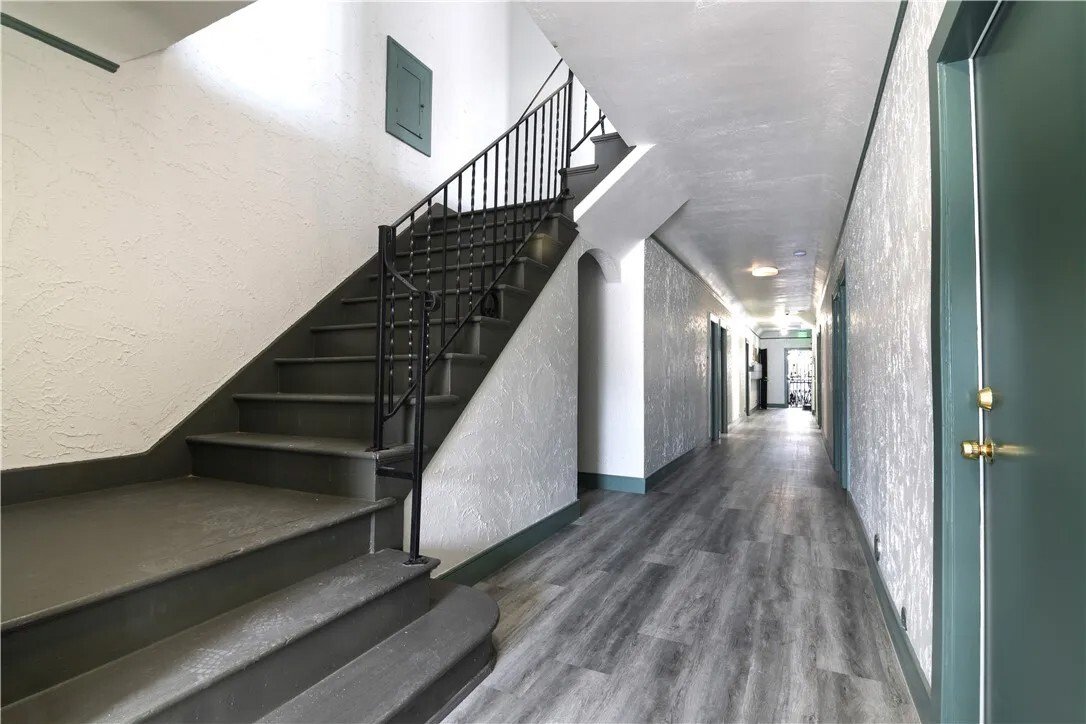 Los Angeles, California, United States 4 - 17307628