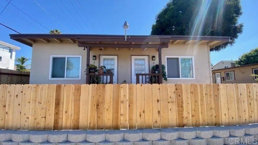 Oceanside, California, United States 4 - 17307633