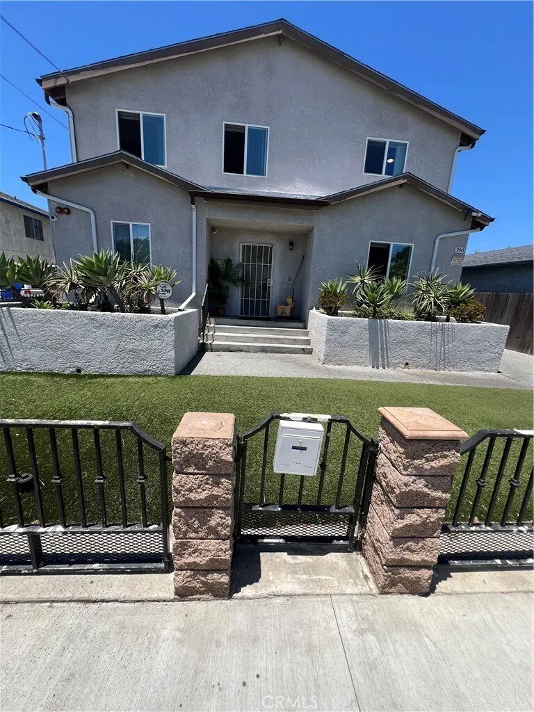 Los Angeles, California, United States 1 - 16522087