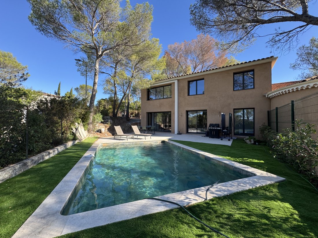 Villa in Le Dramont-Agay-Anthéor-Le Trayas, Saint-Raphaël, France 1 - 17307806