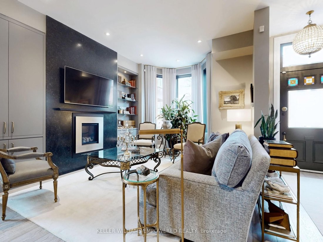 House in Toronto, Ontario, Canada 3 - 17307710
