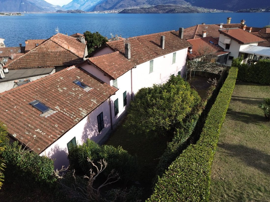 House in Gravedona ed Uniti, Lombardy, Italy 1 - 17308288