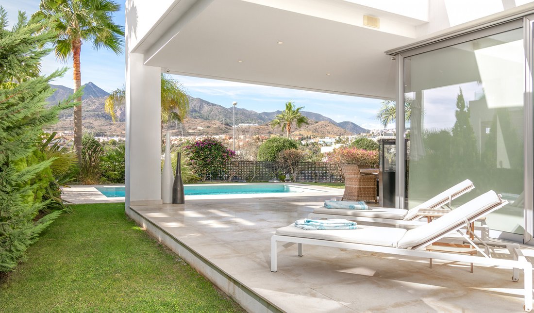 Villa en Río Real, Marbella, Andalucía 2 - 17308703