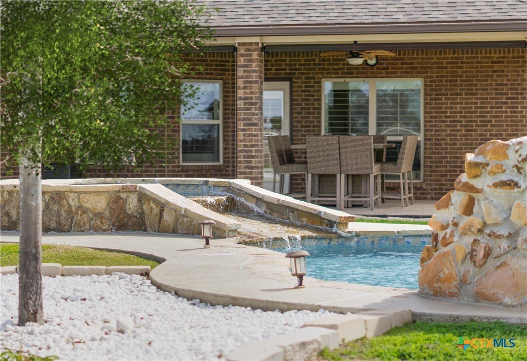 House in Salado, Texas, United States 2 - 17307949