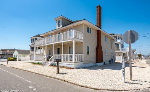 House in Ship Bottom, New Jersey, United States 1