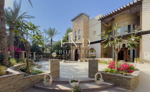 Villa in Dubai, Dubai, United Arab Emirates 1