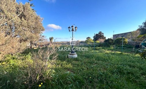 Bungalow in Ħad-Dingli, Malta 1