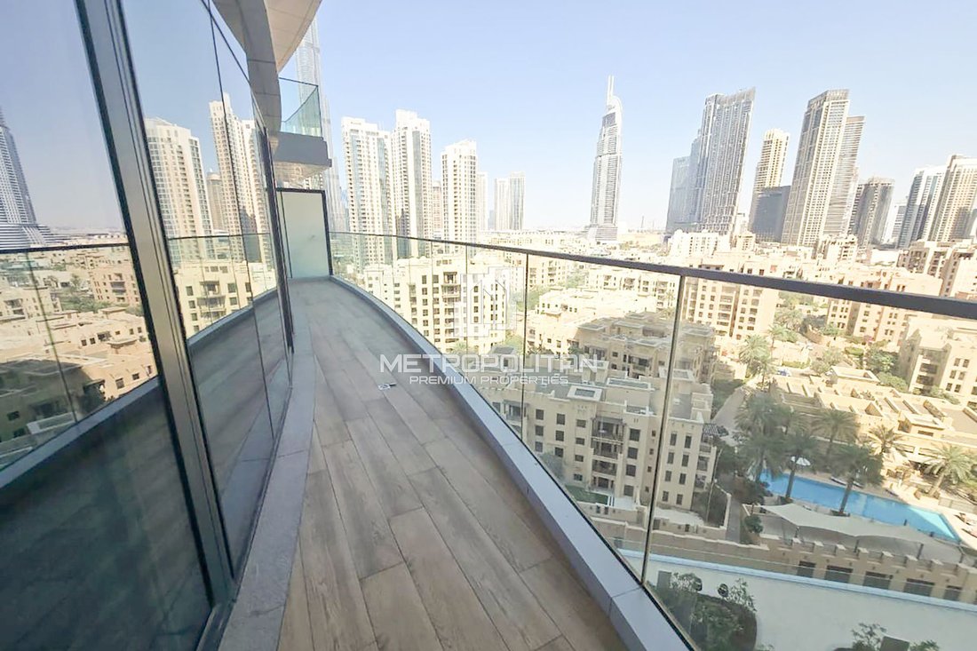 Apartment in Downtown Dubai, Dubai, United Arab Emirates 1 - 17309402