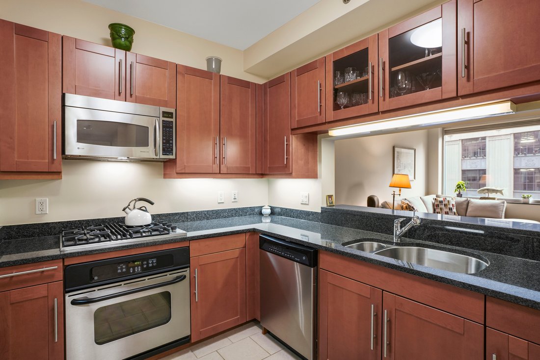 Condo in Boston, Massachusetts, United States 4 - 17308179