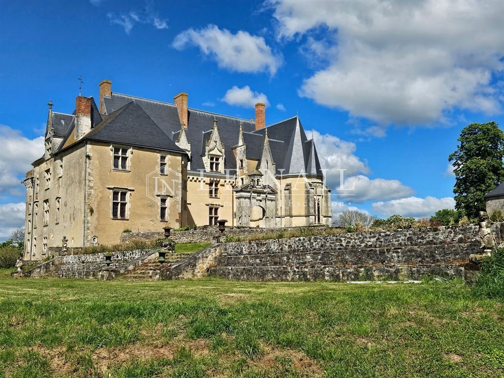 Castle in Rocade-Chartrie, Sablé-sur-Sarthe, France 5 - 14152778