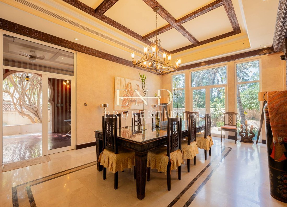 Villa in Emirates Hills, Dubai, United Arab Emirates 5 - 17307955