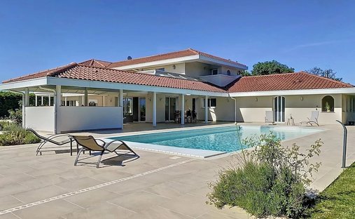 Villa in Veigy-Foncenex, Auvergne-Rhone-Alpen, Frankreich 1