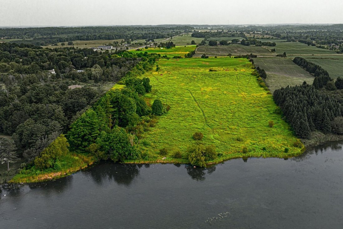 Farm Ranch in Kingston, Ontario, Canada 3 - 17308592