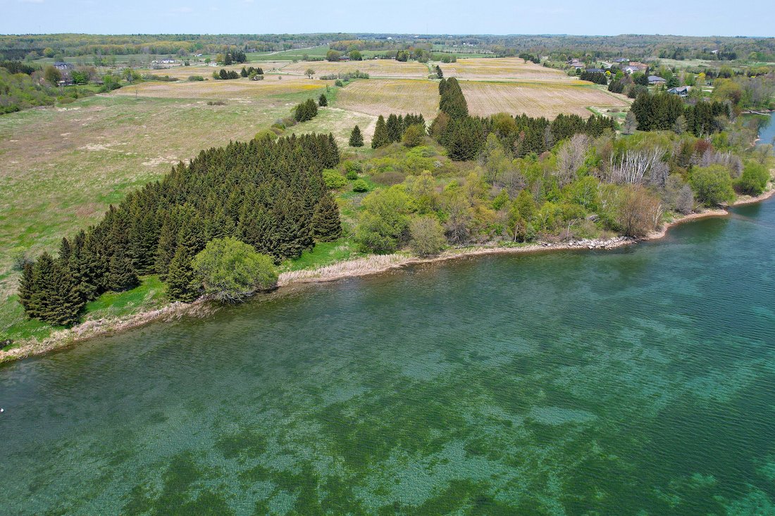 Farm Ranch in Kingston, Ontario, Canada 5 - 17308575