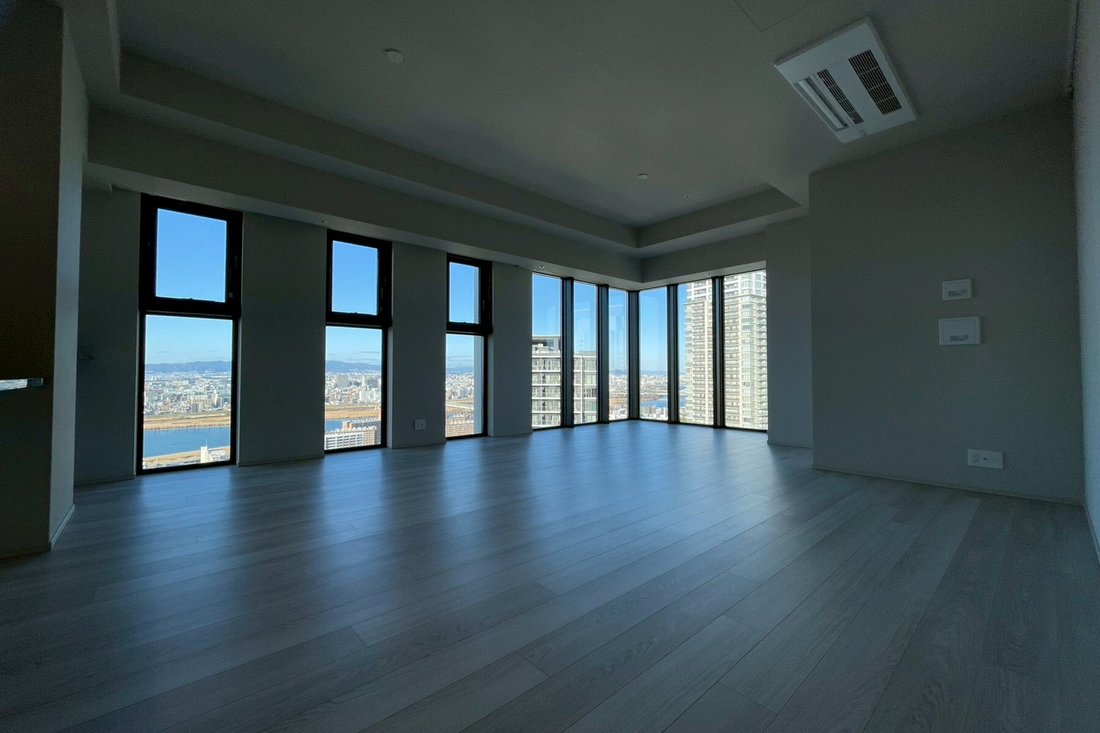 Condo in Osaka, Osaka, Japan 2 - 17308747
