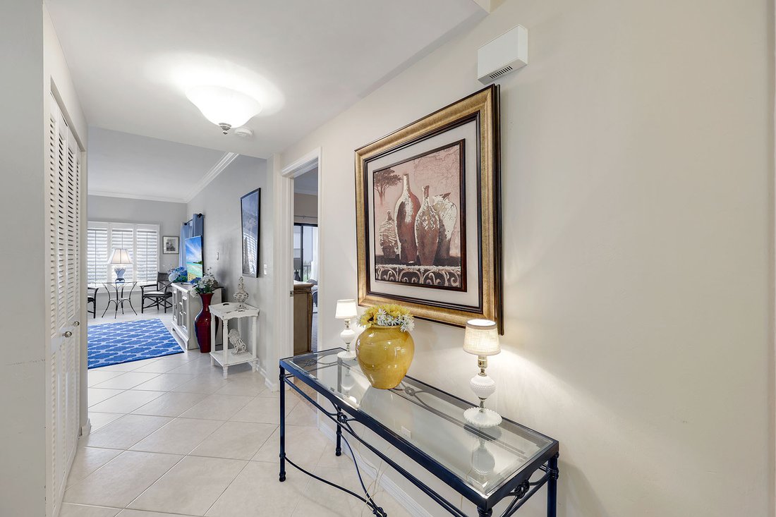 Condo in Naples, Florida, United States 5 - 17308219